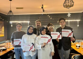 Şeb-i Yelda Kültür ve Edebiyat Dergisi’nin “Araftakiler” Adlı Deneme Yarışması ödül töreni Pazar Günü Düzenlendi