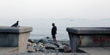 HAYAT TEK KİŞİLİKTİR